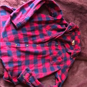 red & navy blue plaid flannel button up